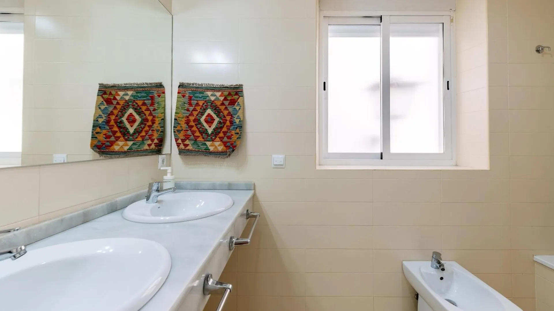 Veoapartment Alhondiga Primero Seville